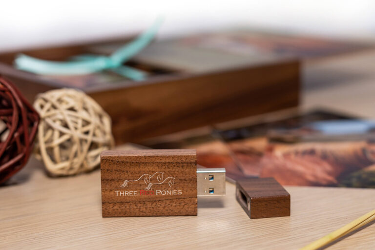 Wooden USB digital photos collection